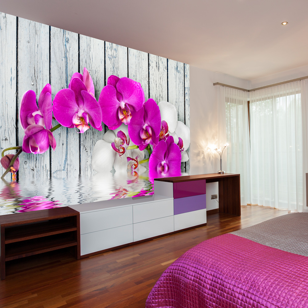 Papier Peint Panoramique Violet orchids with water reflexion